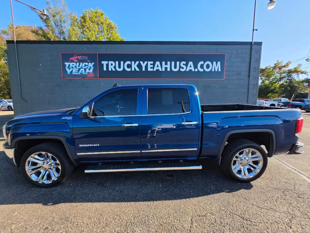 Photo 2 of 2017 GMC Sierra 1500 SLT