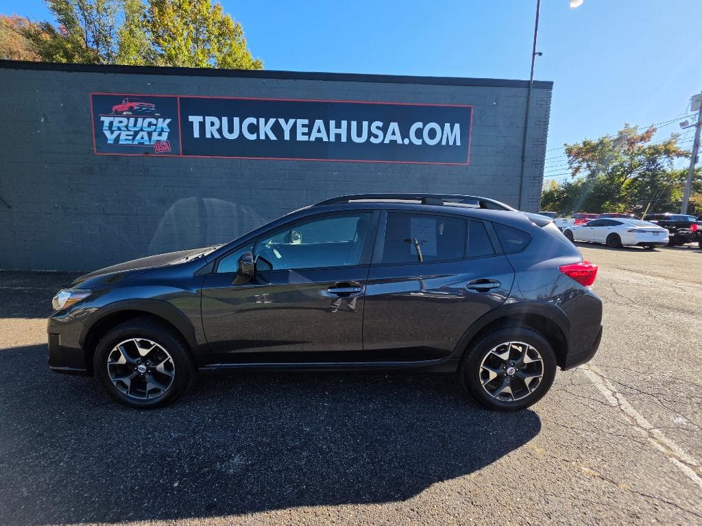 Photo 2 of 2018 Subaru Crosstrek 2.0i Premium